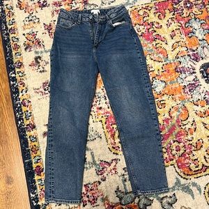 Dark wash mom jean